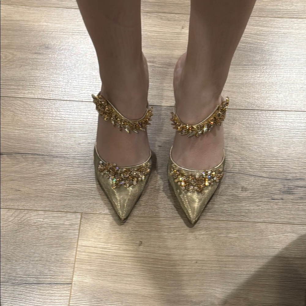 Manolo blahnik pumps